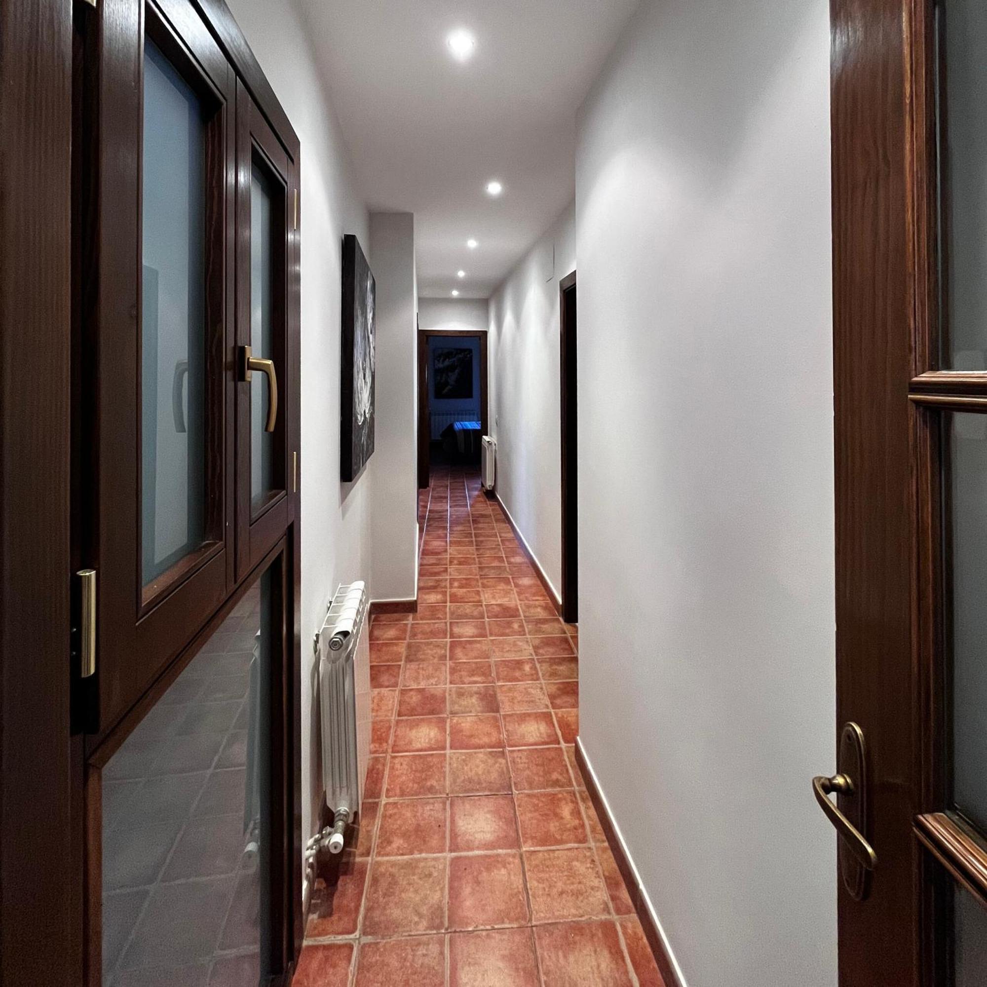 Apartamentos Angelus Plaza Mayor De Graus Eksteriør billede