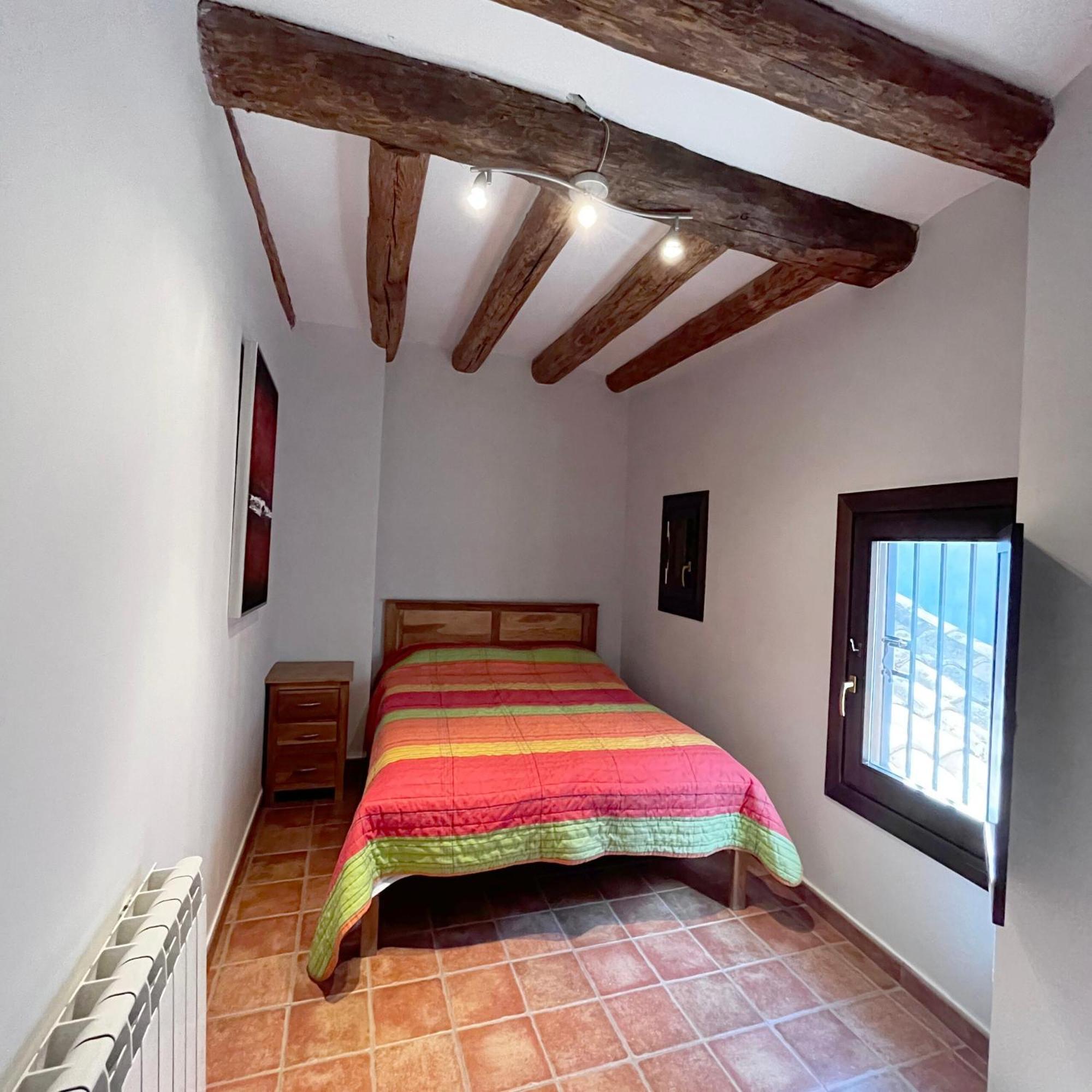 Apartamentos Angelus Plaza Mayor De Graus Eksteriør billede